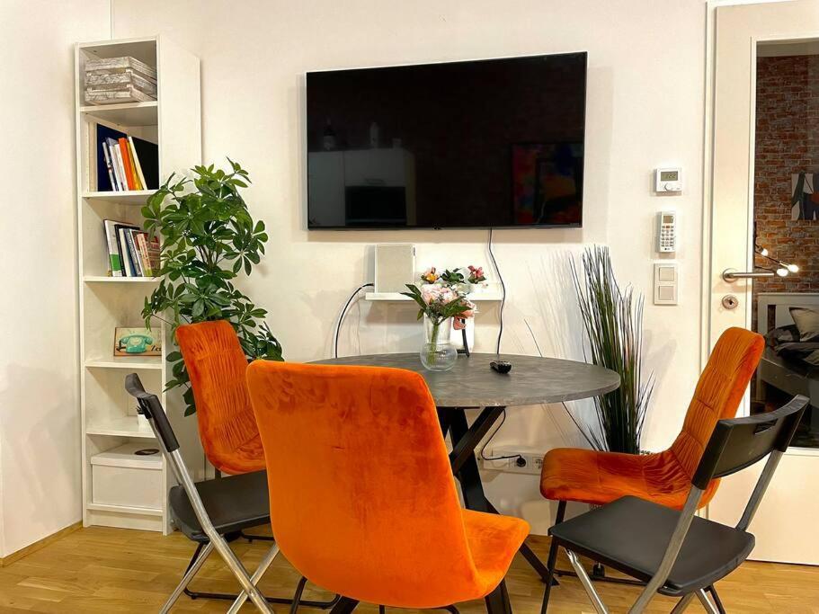 Premium Apartment With Terrace, A/C, Free Wifi And Netflix Viena Exterior foto